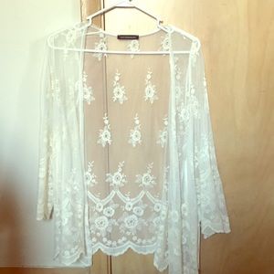 Women’s lace/fringed cardigan